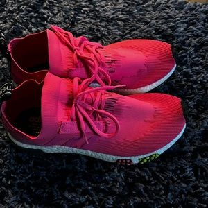 Adidas Mens 9/ Women’s 10.5 - Like new